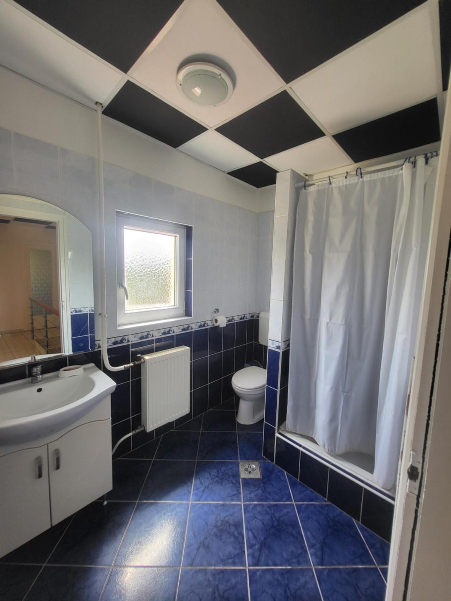 Apartmán Napsugar Vendeghaz Tiszaújváros Pokoj fotografie