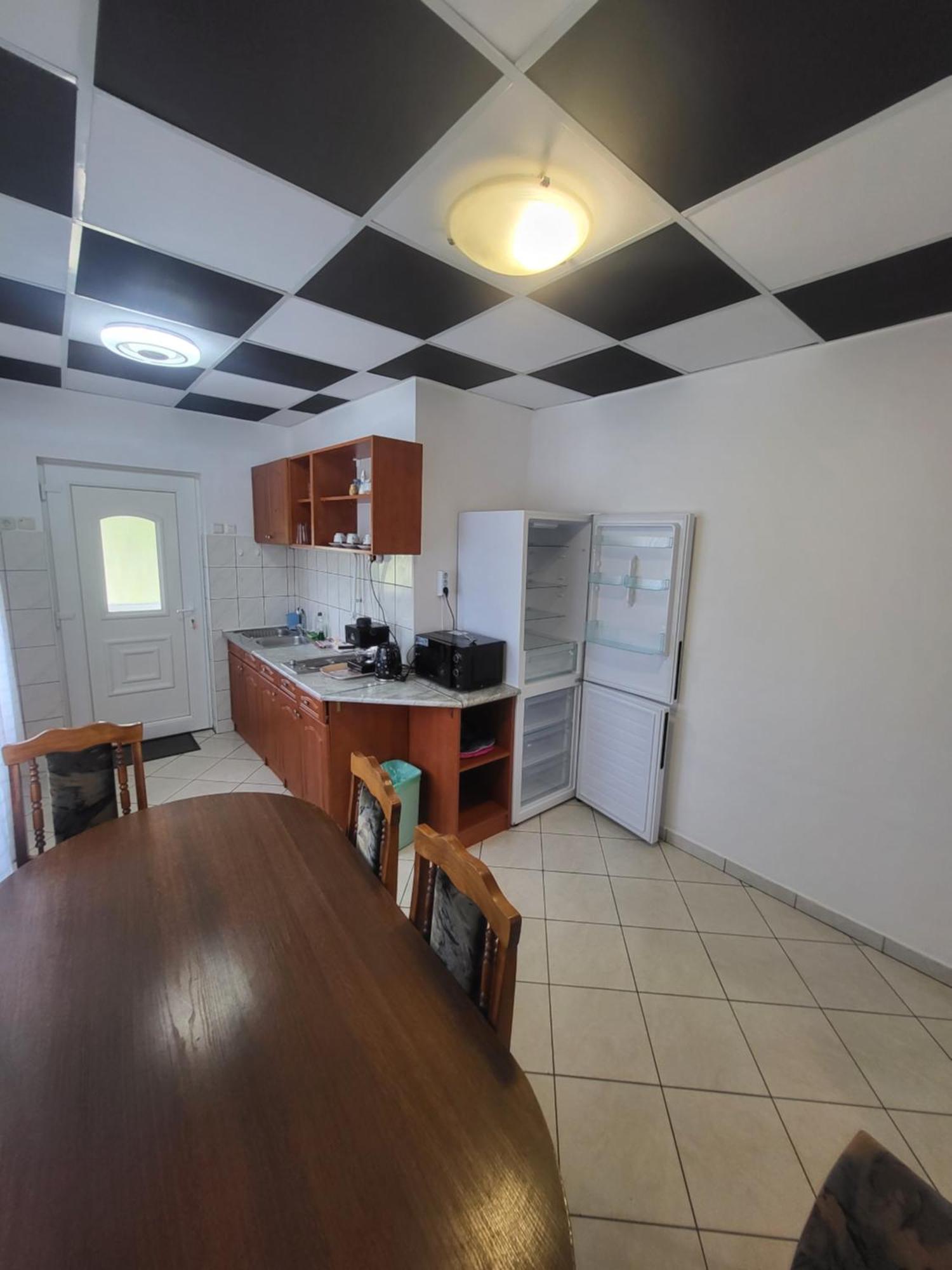 Apartmán Napsugar Vendeghaz Tiszaújváros Pokoj fotografie