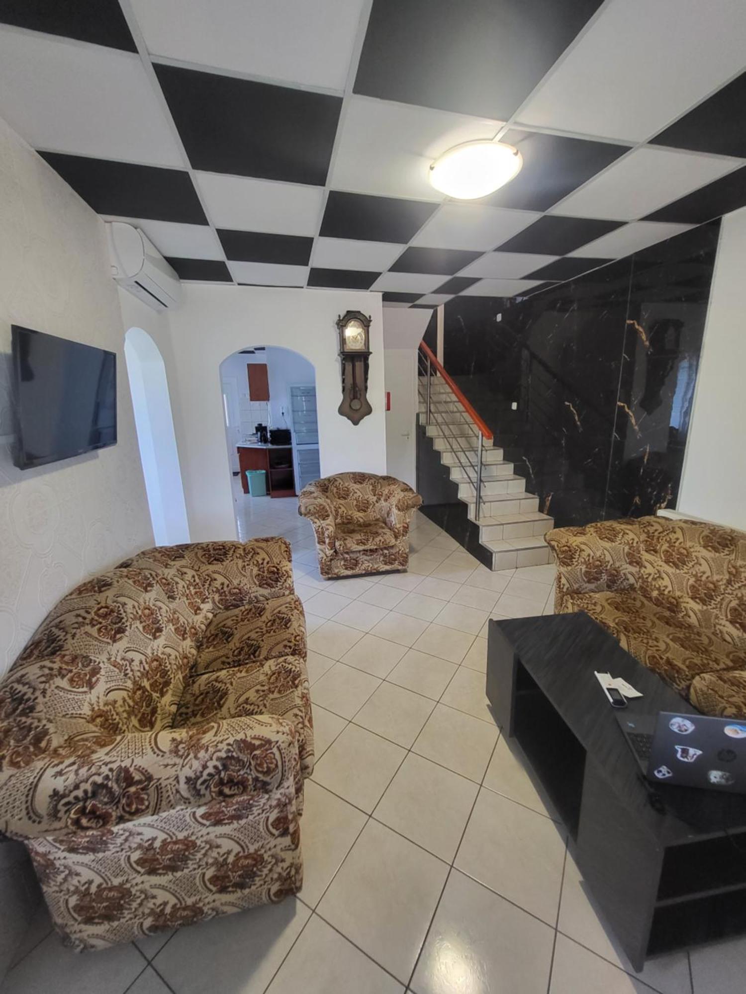 Apartmán Napsugar Vendeghaz Tiszaújváros Pokoj fotografie